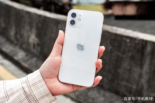 苹果十二是不是超瓷金面版(iphone12pro是超瓷晶面板吗)